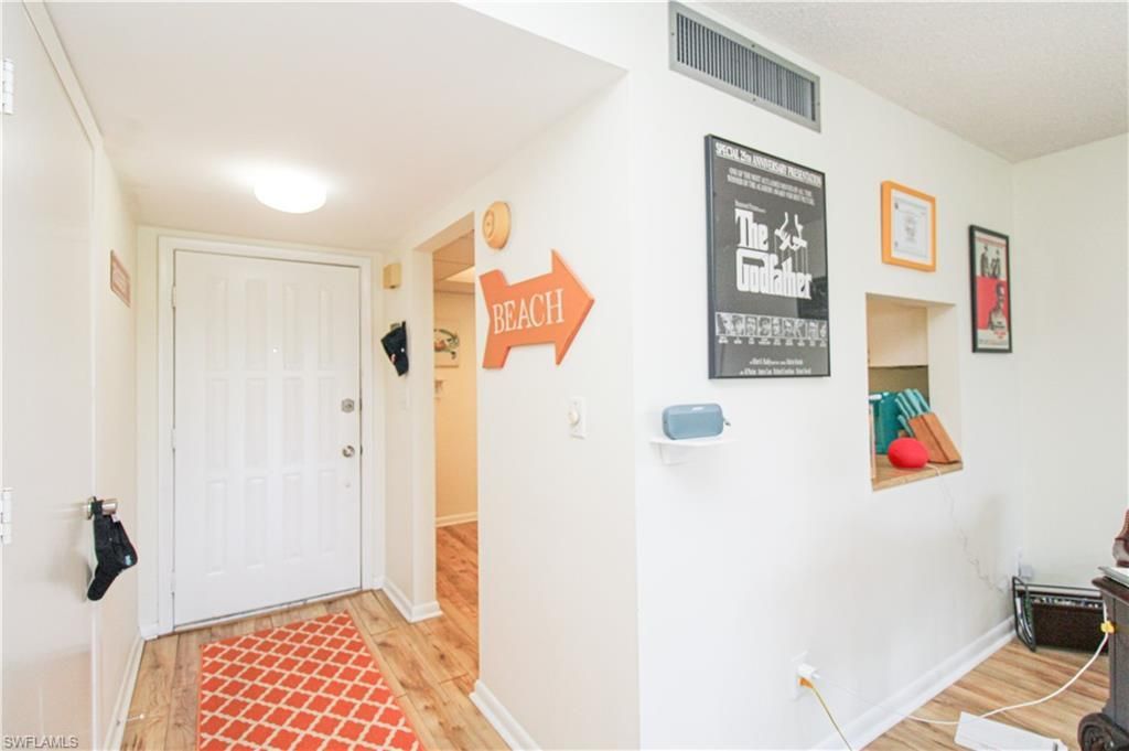 41 High Point Cir S, Unit 303, Naples, FL 34103 Photo