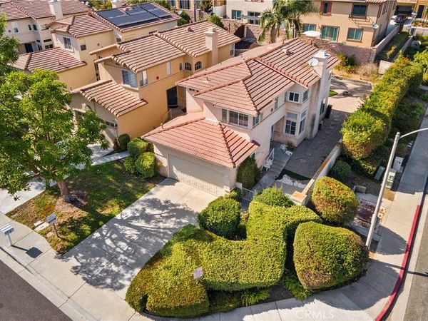 1602 Wesley Way, Vista, CA 92081