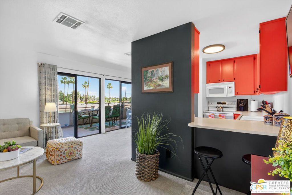 470 S Calle Encilia, Unit B13, Palm Springs, CA 92262 Main Photo