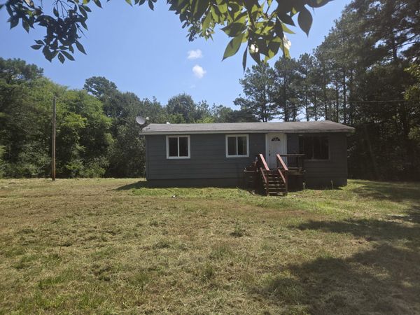 1387 State Park Road, Mooreville, MS 38857
