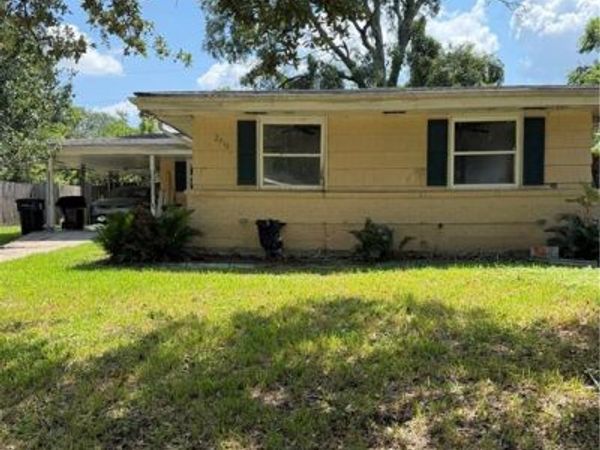 2910 SOMERSET Drive , New Orleans, LA 70131