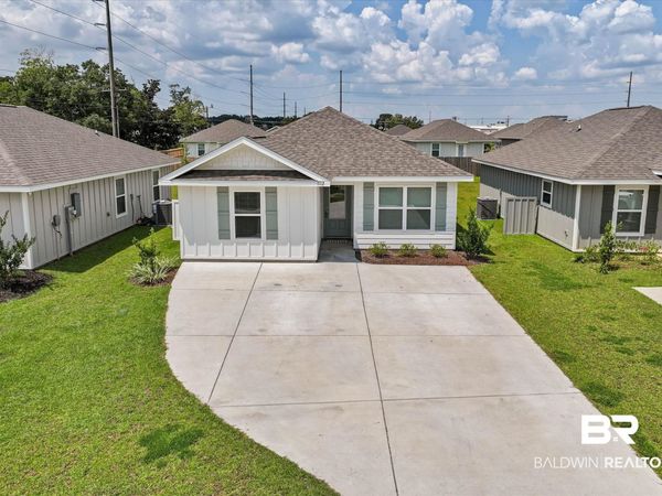 1112 S Bay Street, Foley, AL 36535