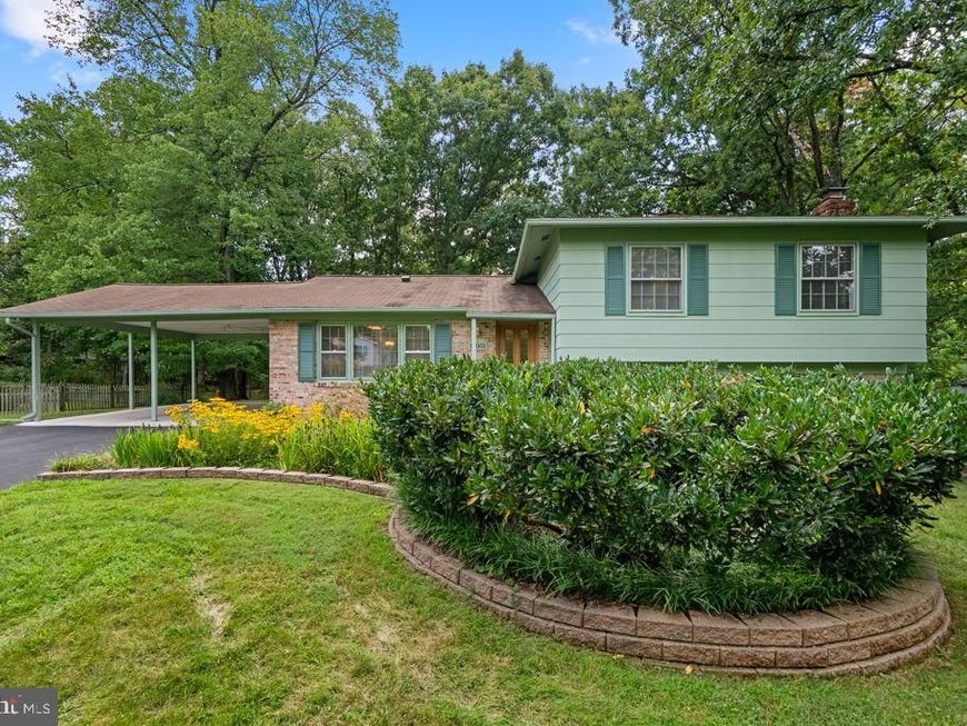 18001 Mill Creek Drive, Rockville, MD 20855 Main Photo