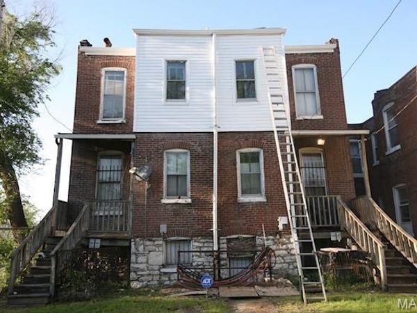 4744 Kensington Place , St Louis, MO 63108