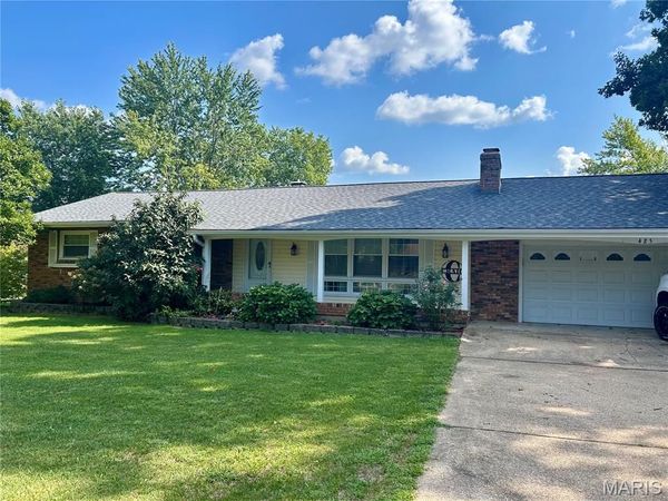 425 Eggers Street, Bismarck, MO 63624