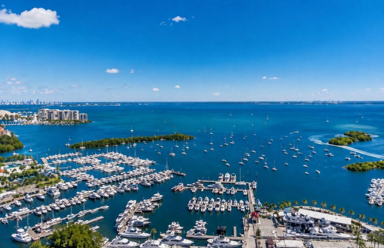 2655 S Bayshore Dr , Unit 1406, Miami, FL 33133 Photo