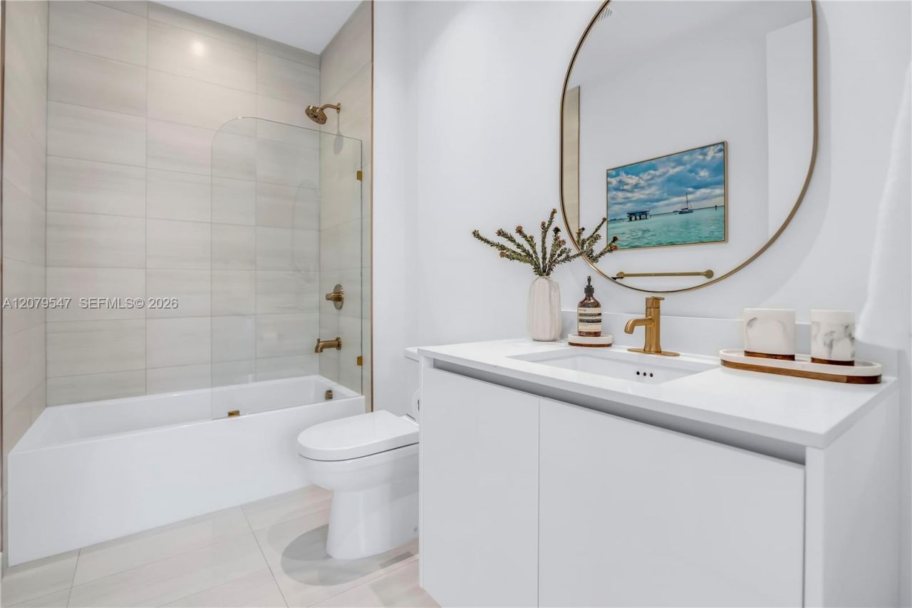 2655 S Bayshore Dr , Unit 1406, Miami, FL 33133 Photo