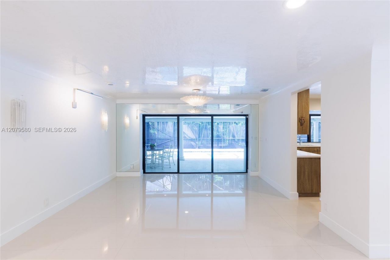 737 NW 4th St, Boca Raton, FL 33486 Photo