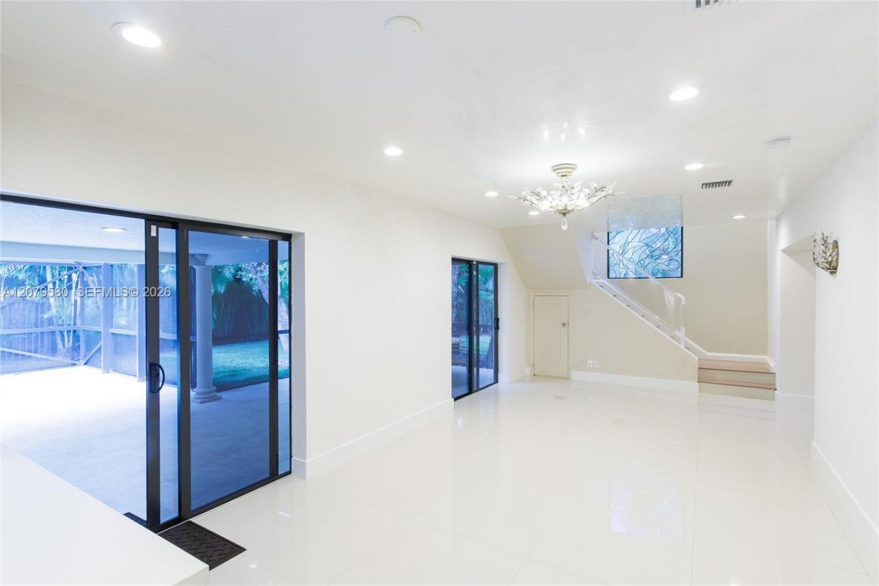 737 NW 4th St, Boca Raton, FL 33486 Photo