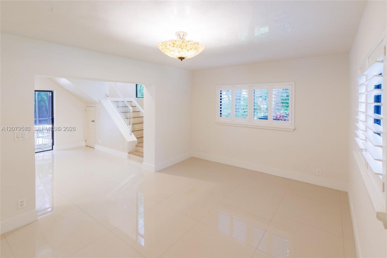 737 NW 4th St, Boca Raton, FL 33486 Photo