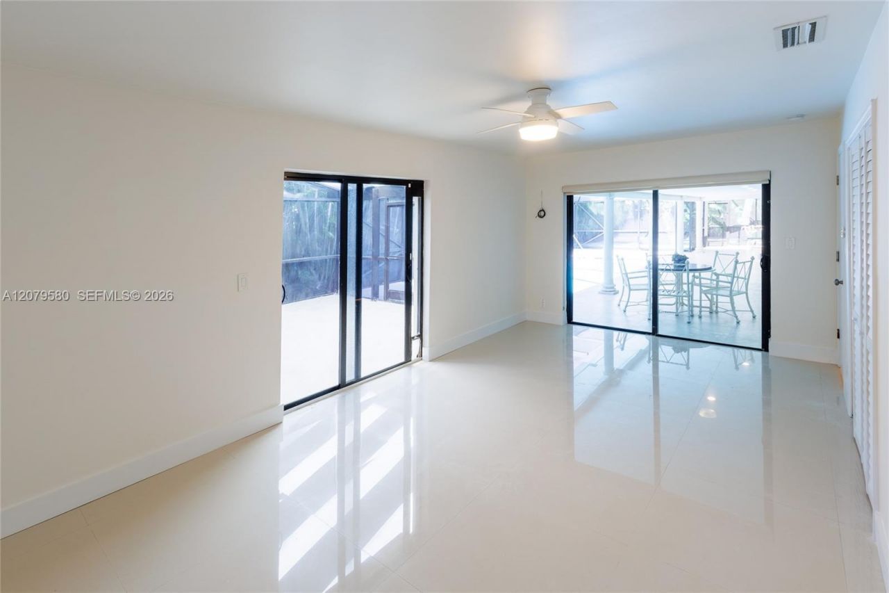 737 NW 4th St, Boca Raton, FL 33486 Photo