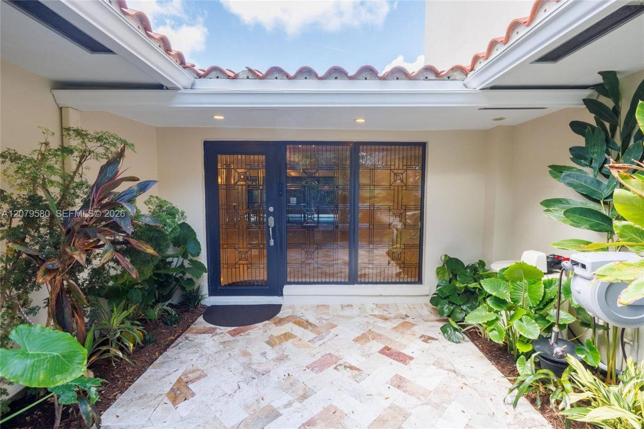 737 NW 4th St, Boca Raton, FL 33486 Photo