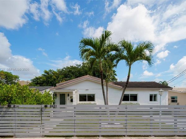 2521 SW 25th Ter , Miami, FL 33133