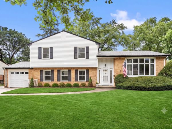 1340 E Rosita Drive , Palatine, IL 60074