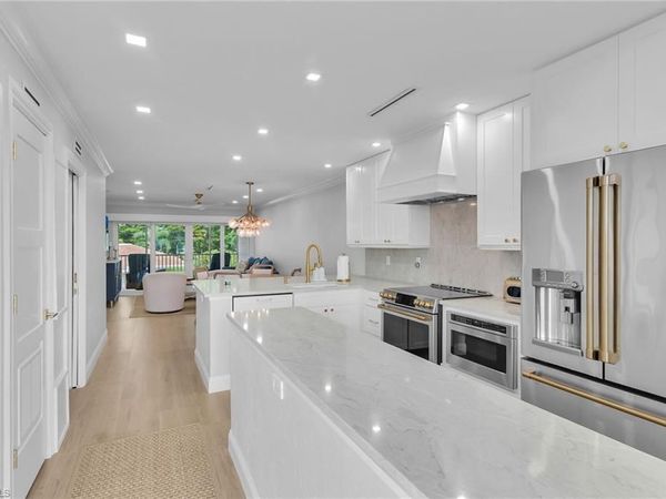 261 S Collier BLVD , Unit 305, MARCO ISLAND, FL 34145