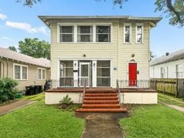 2412 STATE Street , New Orleans, LA 70118