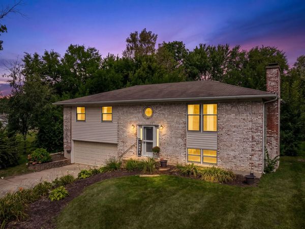 808 South Road , Lisle, IL 60532