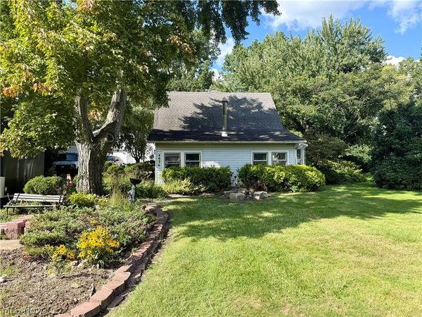 4626 Rita Street , Austintown, OH 44515