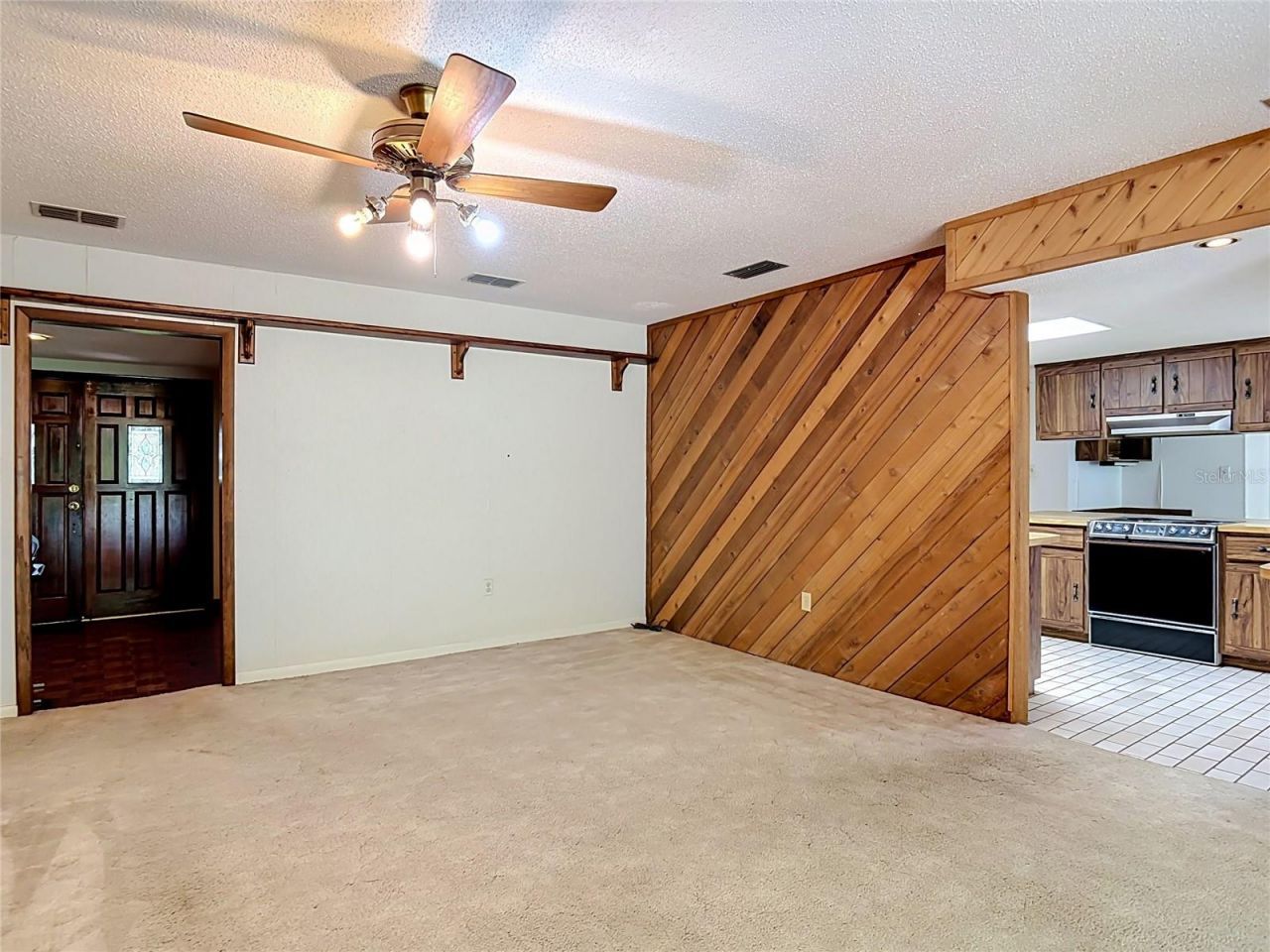 108 Rio Pinar Drive, Ormond Beach, FL 32174 Photo