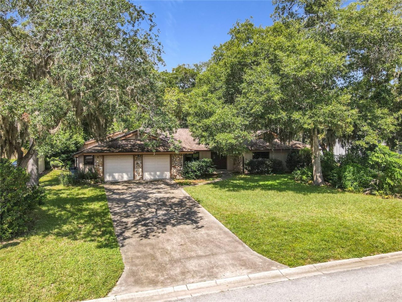 108 Rio Pinar Drive, Ormond Beach, FL 32174 Photo