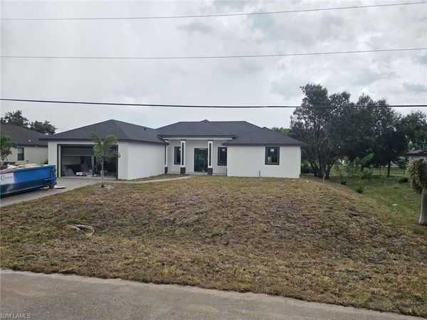 820 Lystra AVE , FORT MYERS, FL 33913
