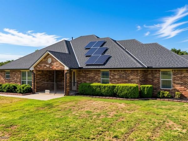 11133 Burning Oaks Drive, Oklahoma City, OK 73150