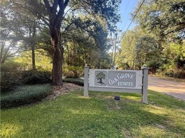 30 OAK GROVE Way , Slidell, LA 70458
