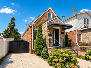10238 85th Road , Richmond Hill, NY 11418