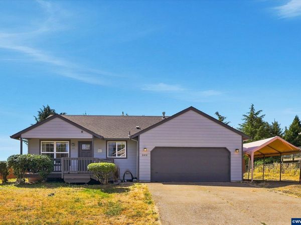 301 NW Denton St, Dallas, OR 97338