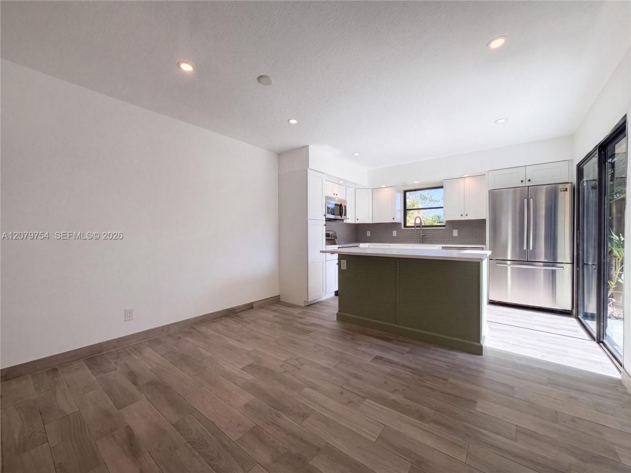 110 N Delaware Blvd , Unit 10C, Jupiter, FL 33458 Photo