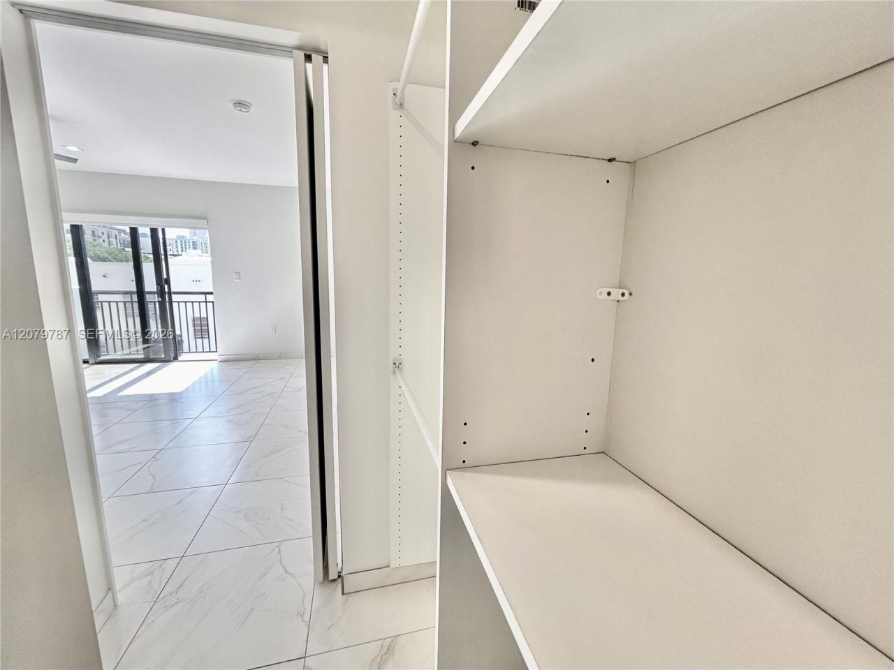 836 SW 2nd St, Unit 404, Miami, FL 33130 Photo