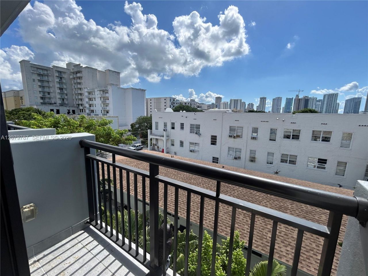 836 SW 2nd St, Unit 404, Miami, FL 33130 Photo