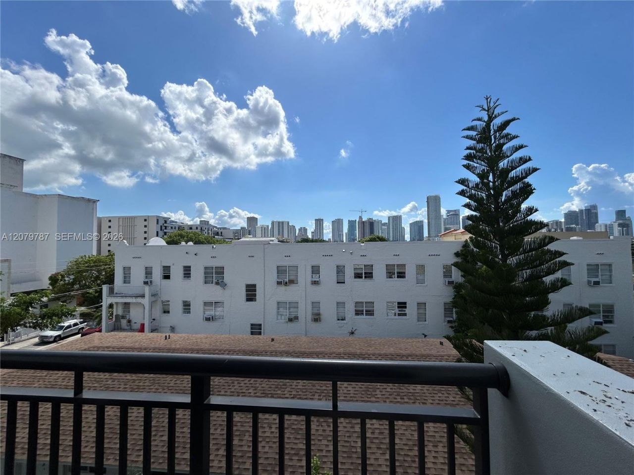 836 SW 2nd St, Unit 404, Miami, FL 33130 Photo