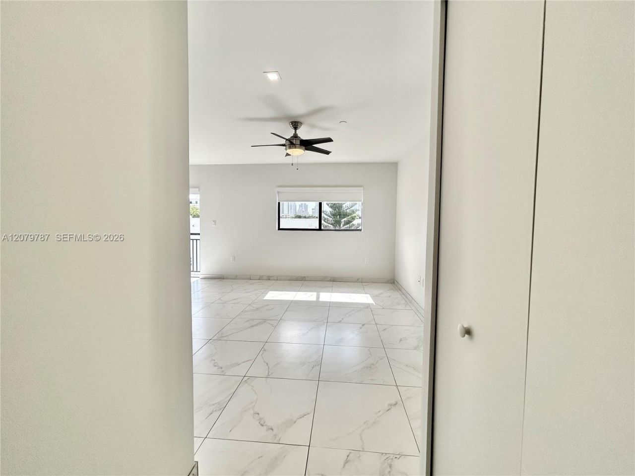 836 SW 2nd St, Unit 404, Miami, FL 33130 Photo