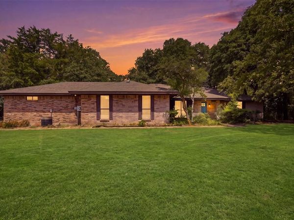 104 Murls Lake Road, Weatherford, TX 76085