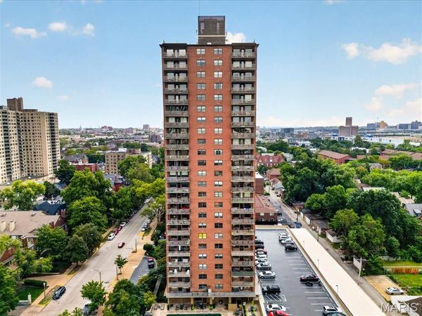 4466 W Pine Boulevard , Unit 14C, St Louis, MO 63108