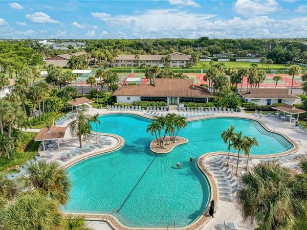 4038 Northlight DR, Unit 1506, NAPLES, FL 34112