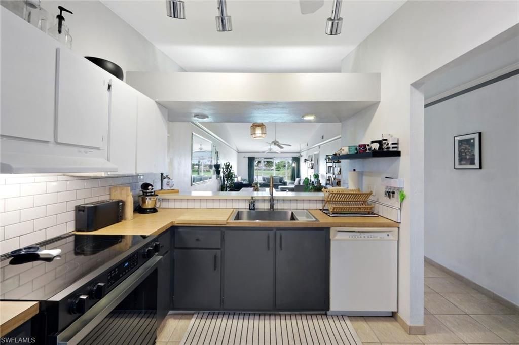 4038 Northlight Dr, Unit 1506, Naples, FL 34112 Photo
