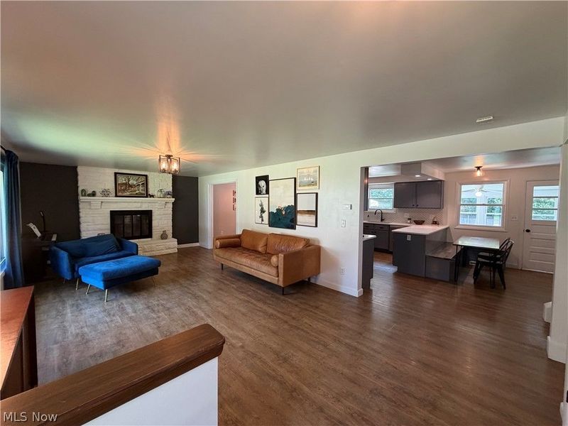327 Kingwood, Columbiana, OH 44408 Photo 7