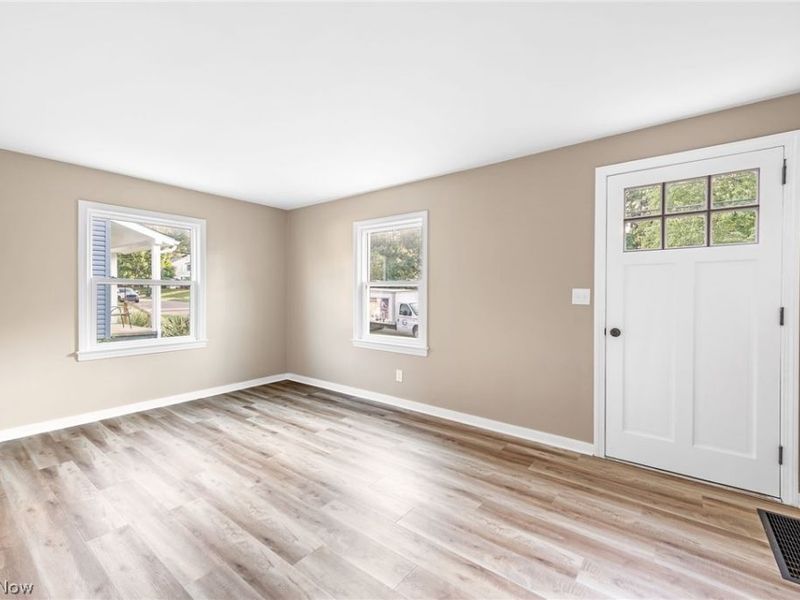1632 Redwood Avenue, Akron, OH 44301 Photo 13