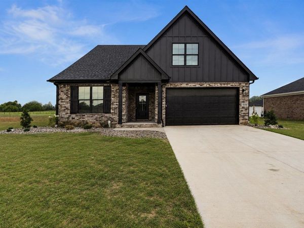 1015 River Birch Lane, Franklin, KY 42134