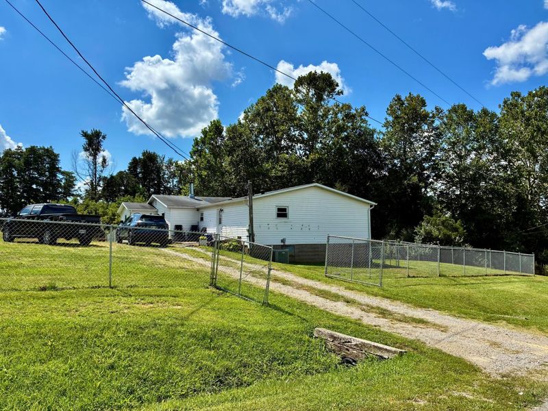 7045 Cathy Road, Hillsboro, OH 45133 Photo 3