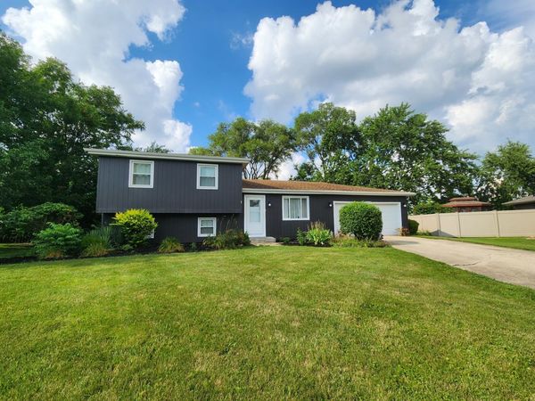 2412 Durness Court , Crest Hill, IL 60403