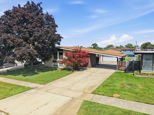 7836 W 80th Place , Bridgeview, IL 60455