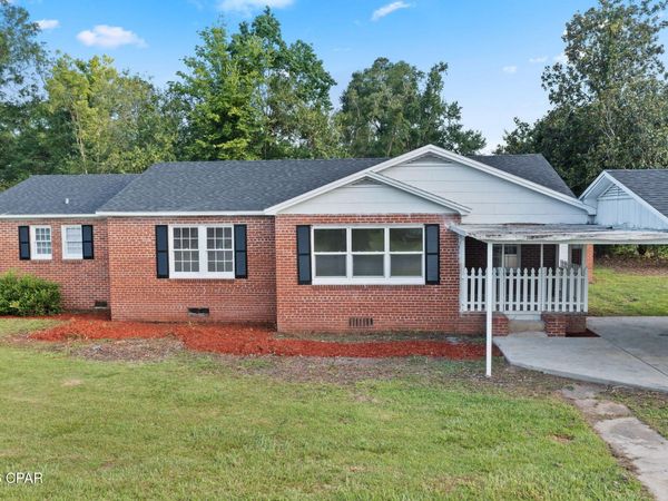 20699 SE Sherry Avenue , Blountstown, FL 32424