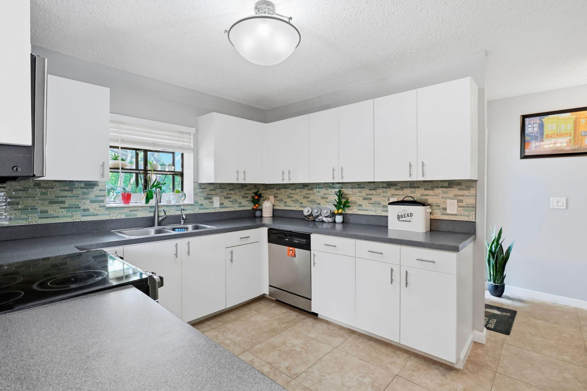 204 Meadows Drive, Boynton Beach, FL 33436 Photo