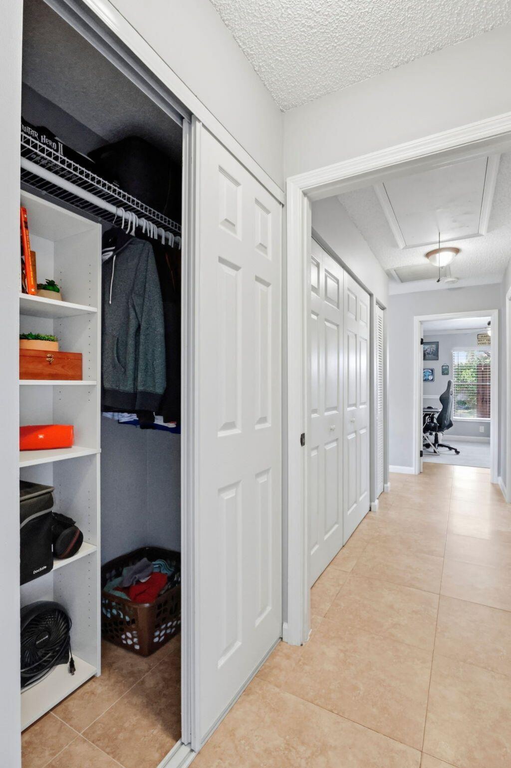 204 Meadows Drive, Boynton Beach, FL 33436 Photo