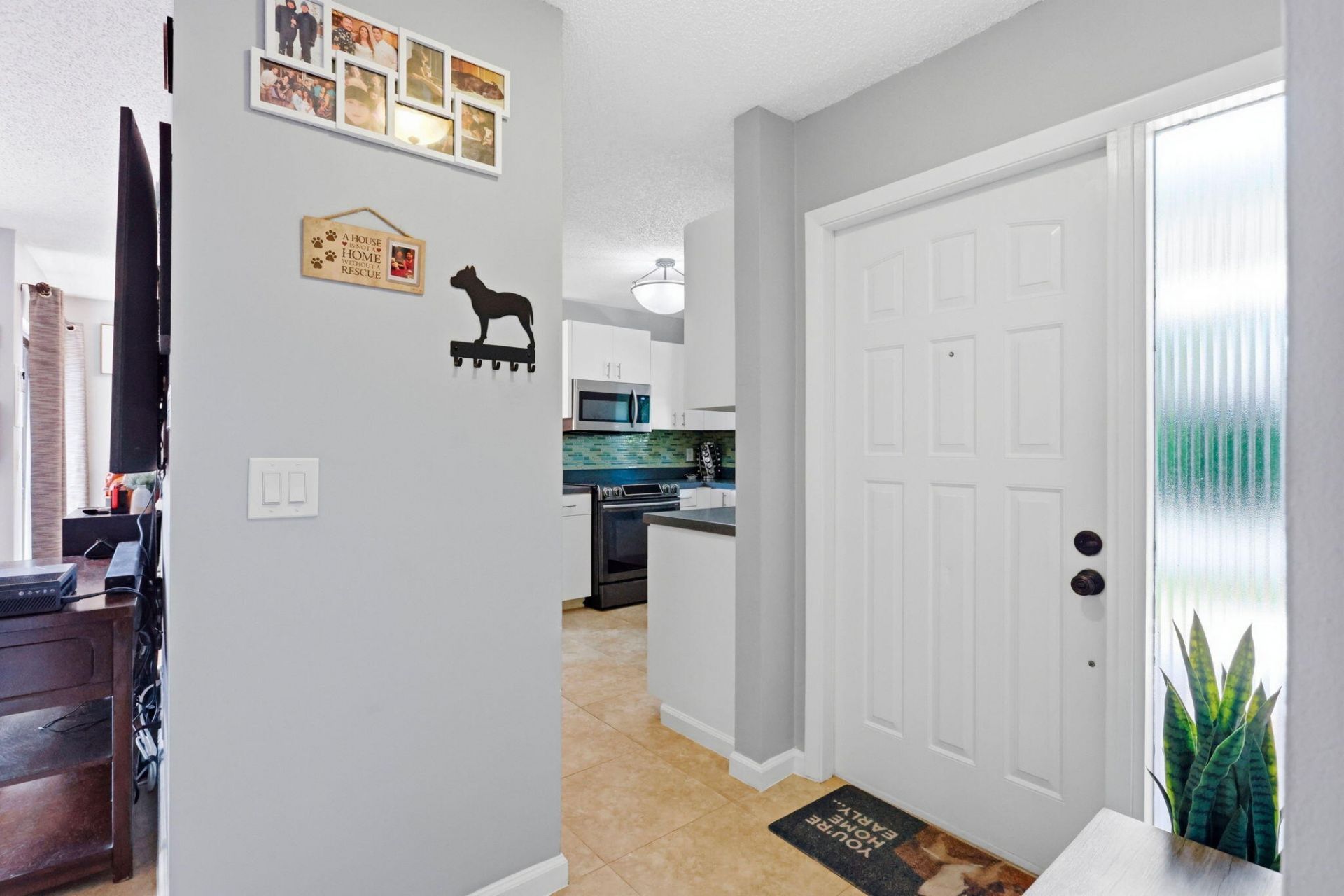 204 Meadows Drive, Boynton Beach, FL 33436 Photo