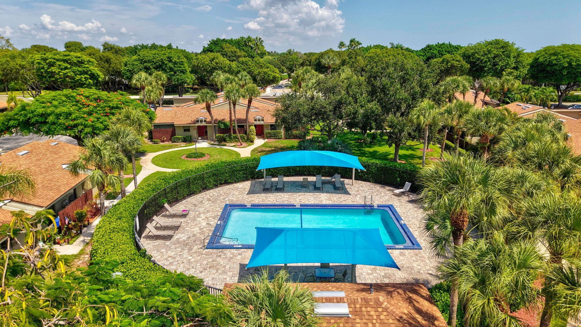 204 Meadows Drive, Boynton Beach, FL 33436 Photo