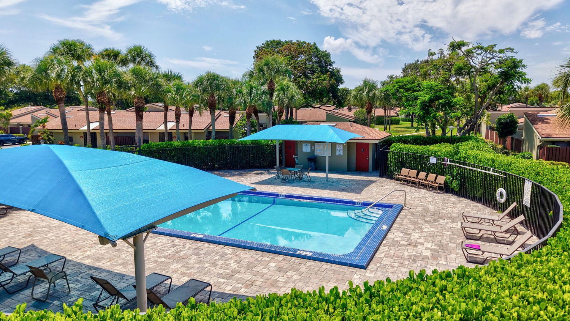 204 Meadows Drive, Boynton Beach, FL 33436 Photo